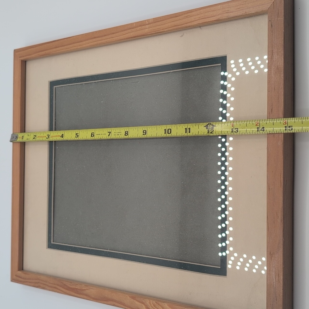 Elegant Brown Wooden Picture Frame - Picture 3 of 4